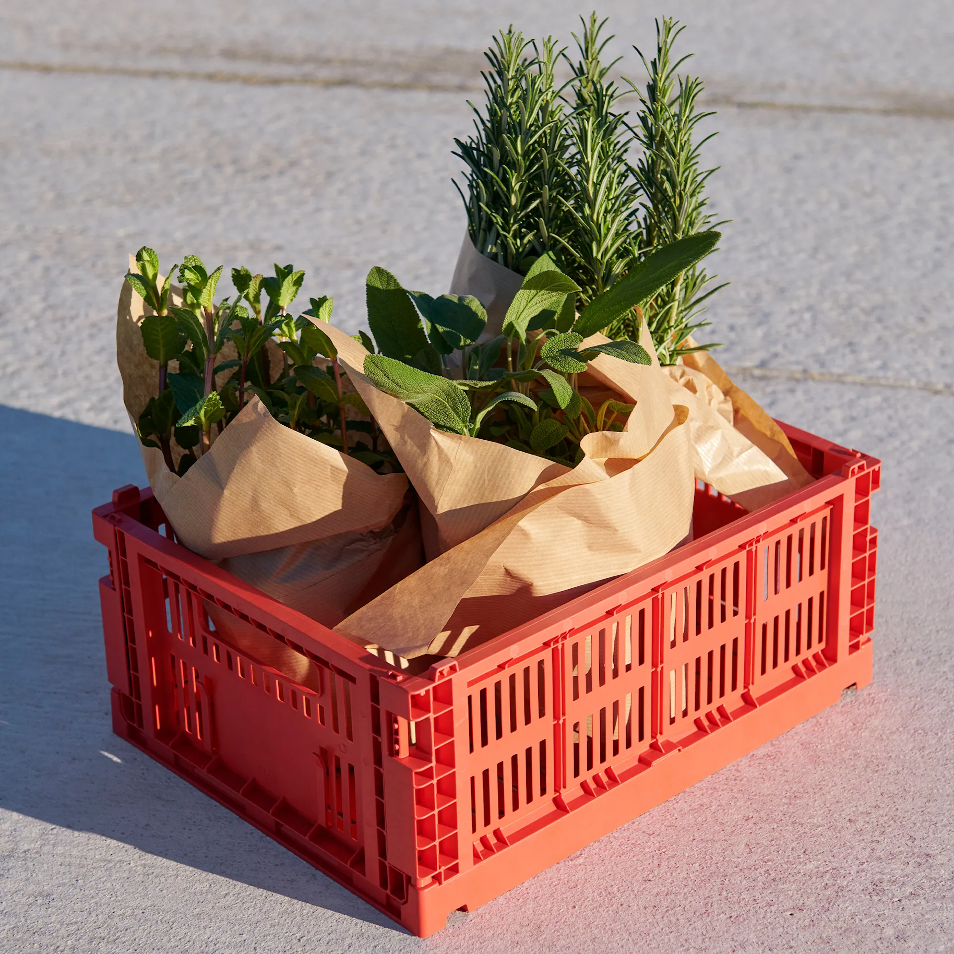 HAY Colour Crate Mix förvaringslåda Small - HAY - NO GA