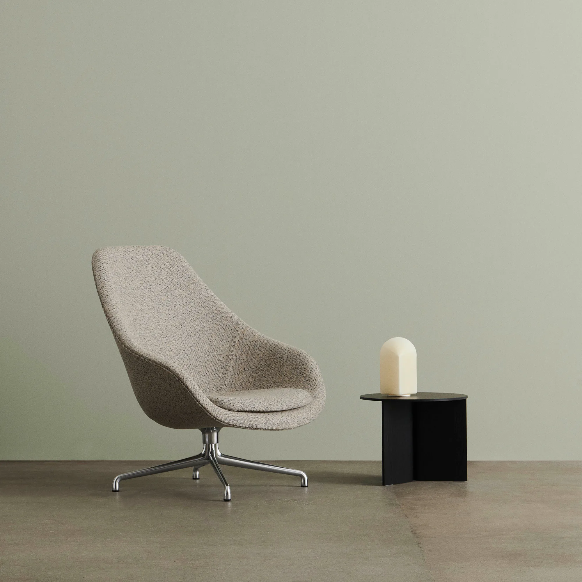 Slit soffbord Round High - 25