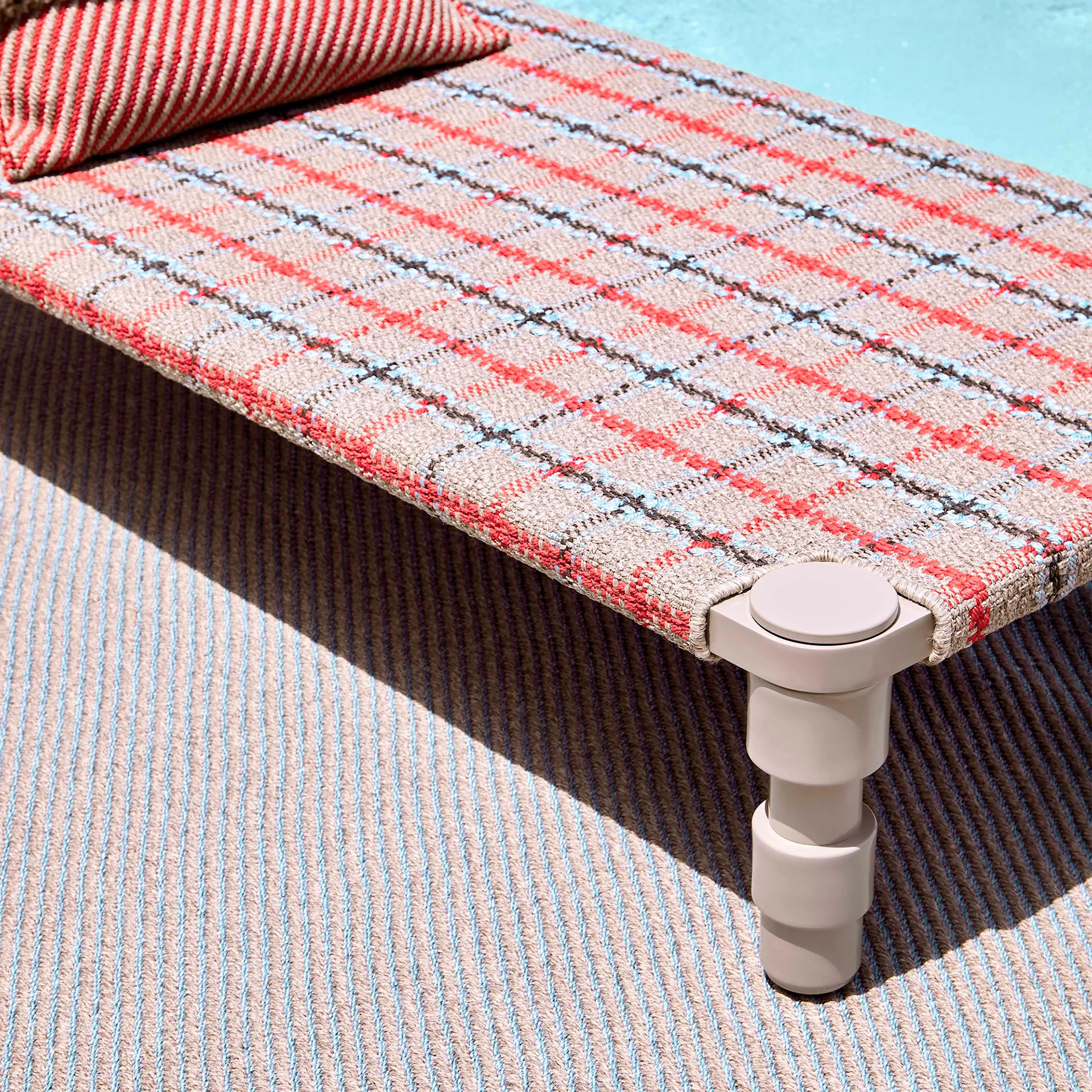 Garden Layers Rug - Diagonal Almond/Blue - GAN - Patricia Urquiola - NO GA