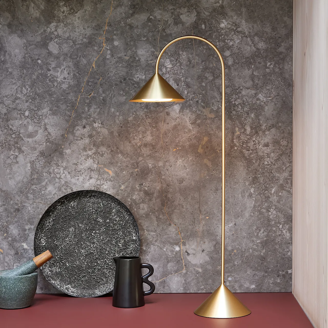 Grasp portabel bordslampa 72 cm