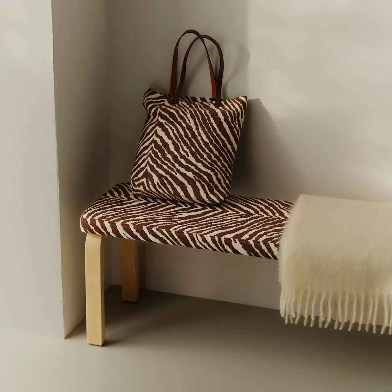 Bench 168B sittbänk