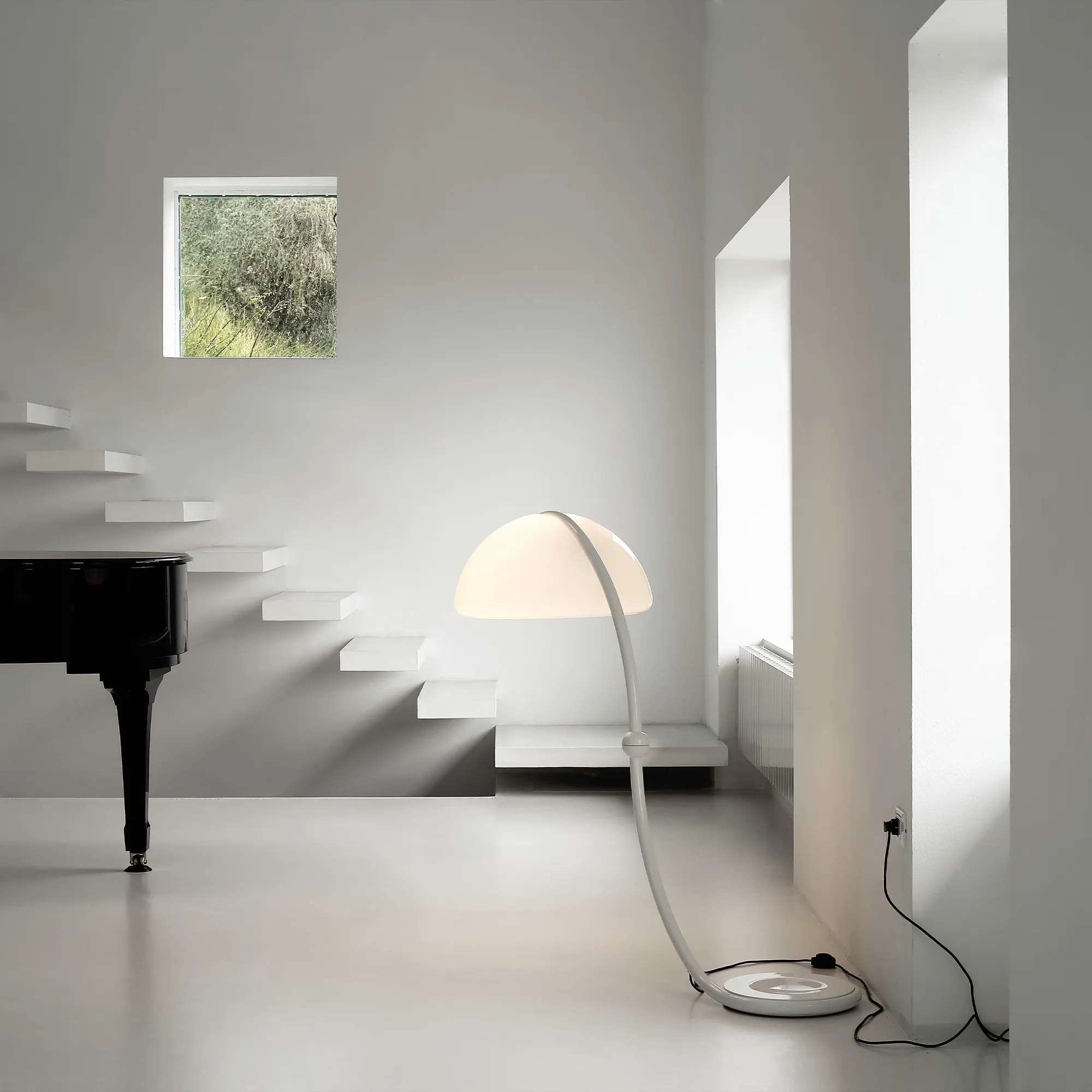 Serpente 2131 golvlampa - 2
