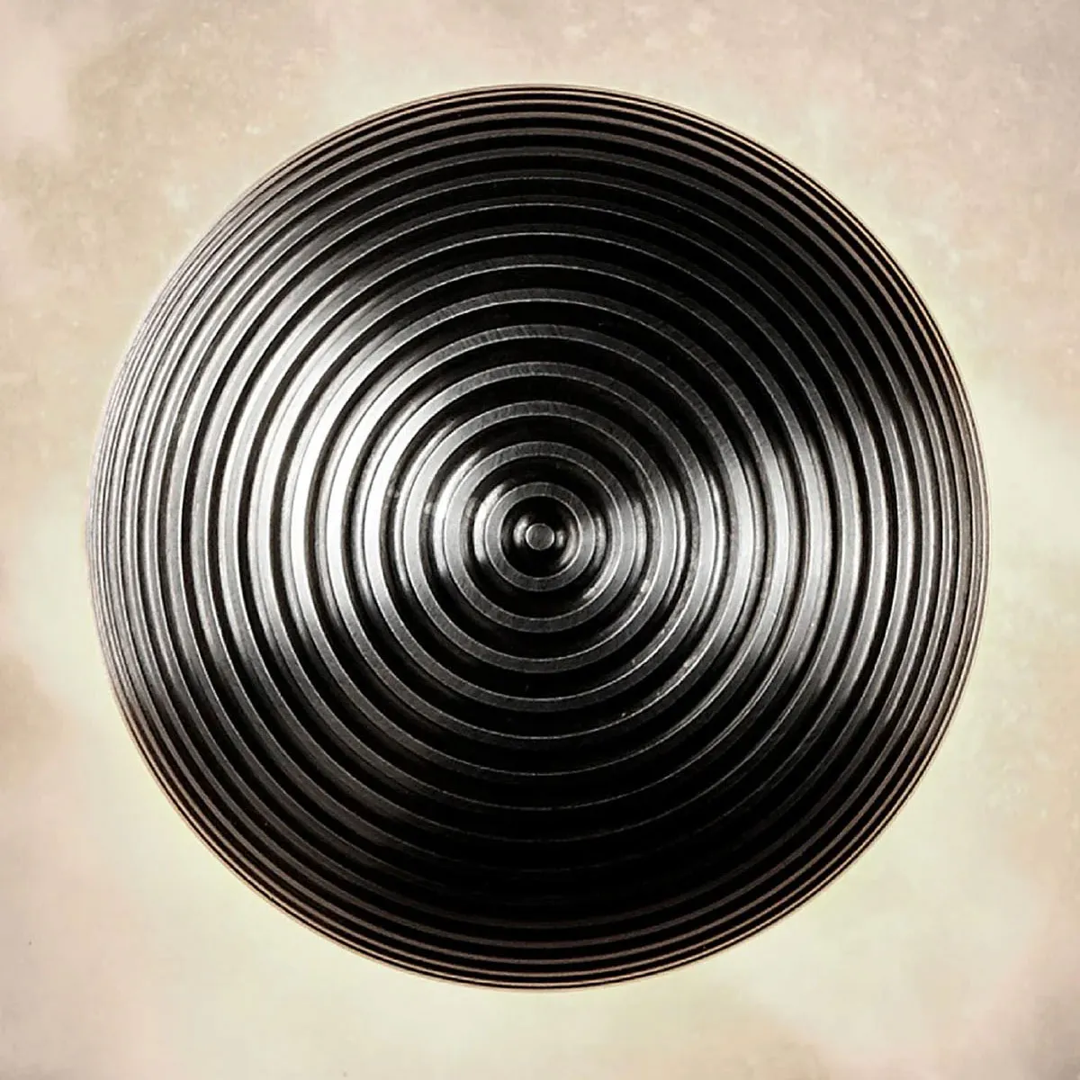 Median : 4 Surface - Aged Brass - 2