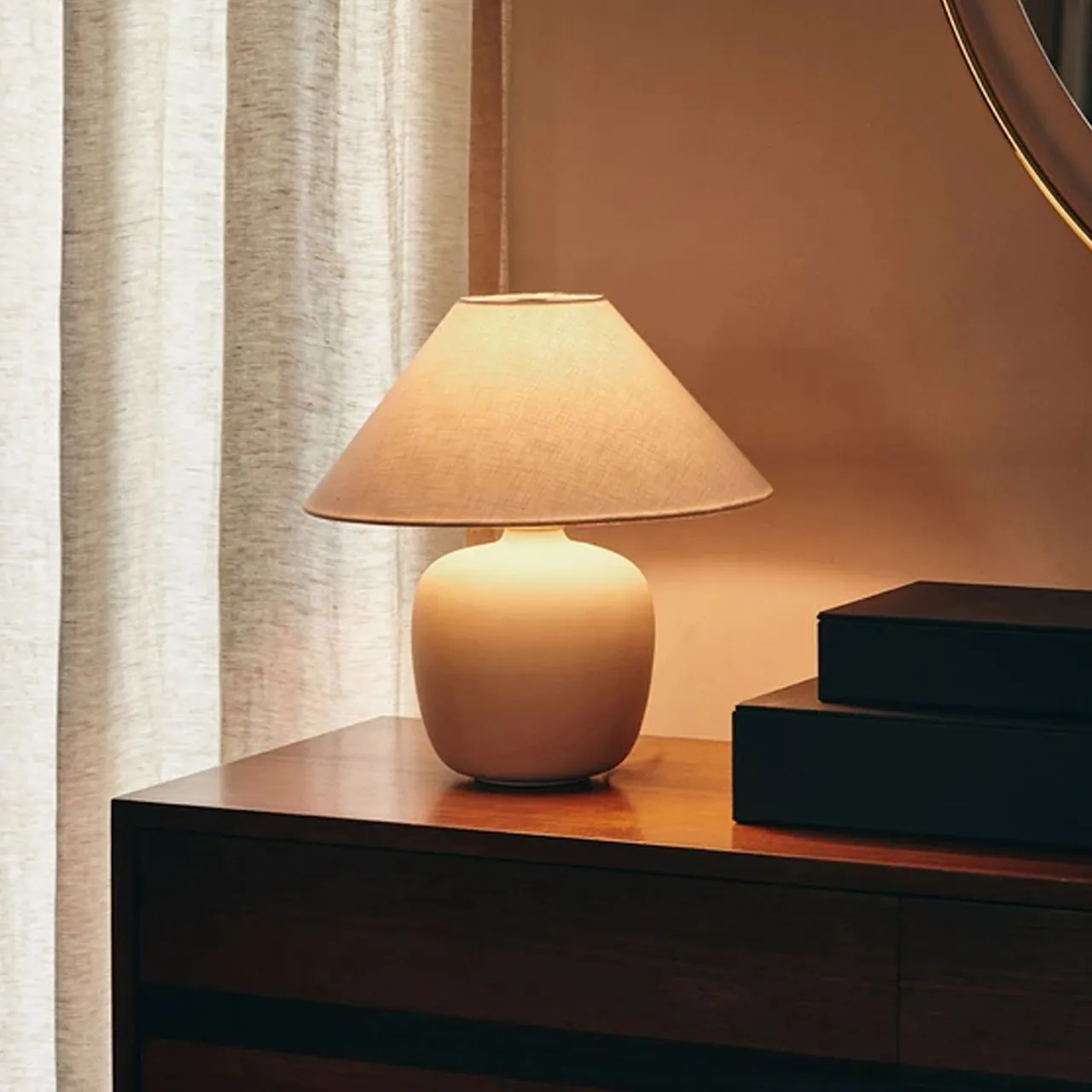 Torso bordslampa