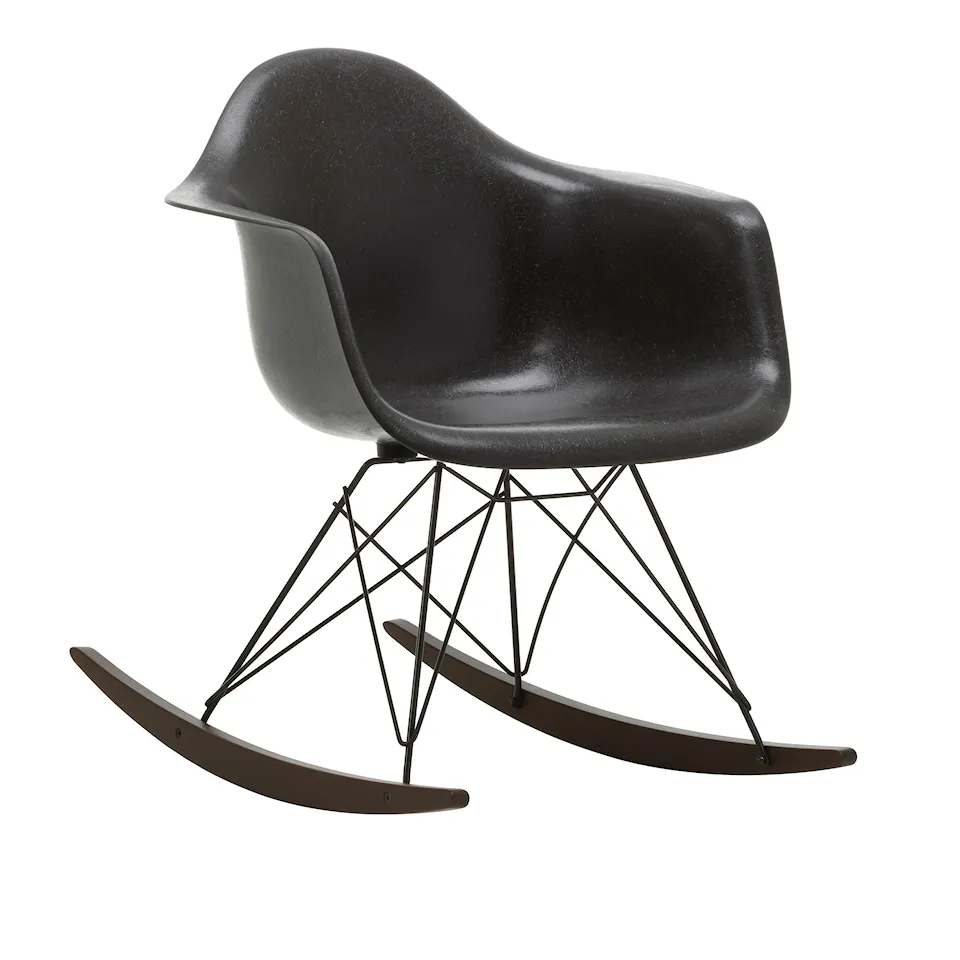 Eames Fiberglass Armchair RAR gungstol Basic Dark/Dark Maple