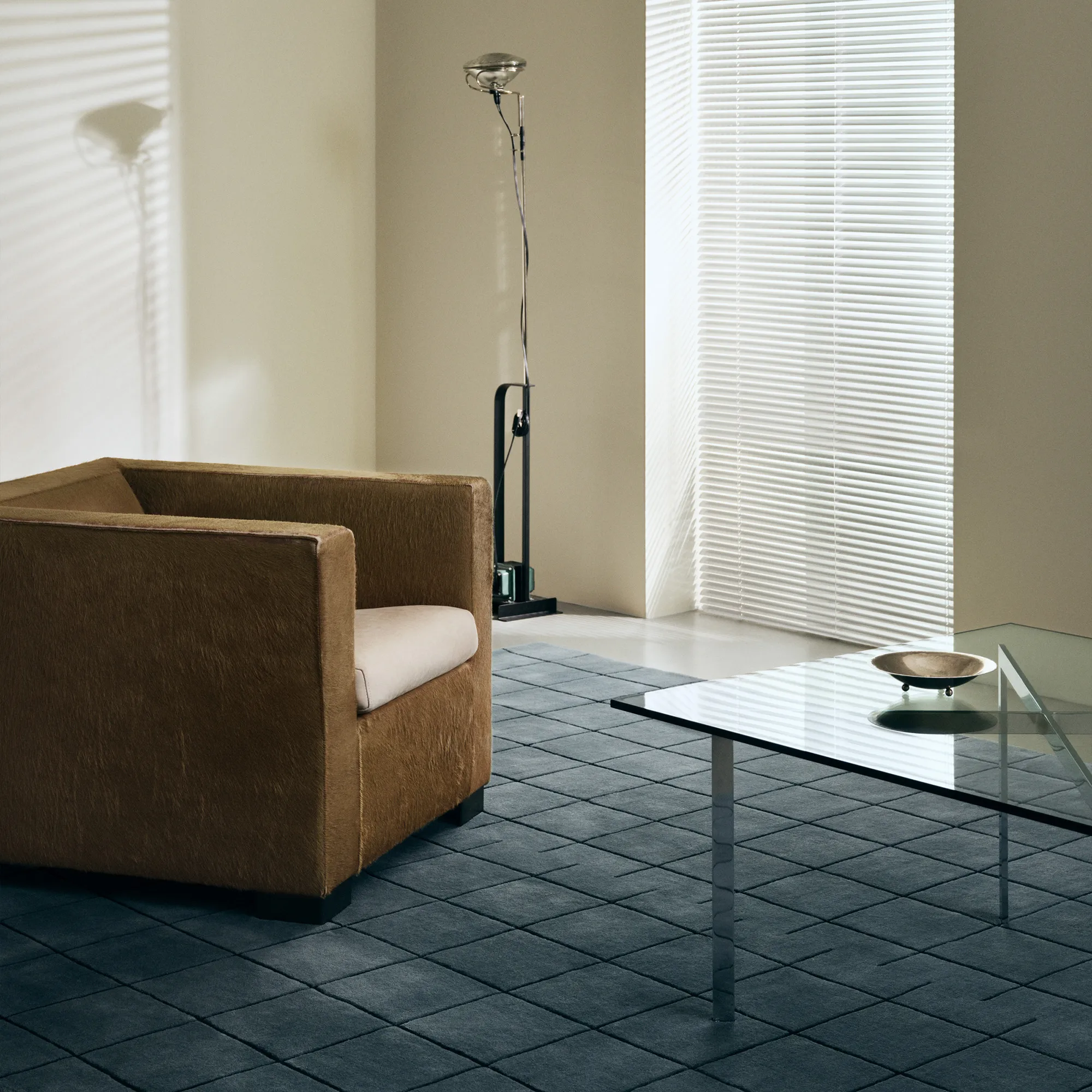 Grid Faded Blue/Black ullmatta - 2