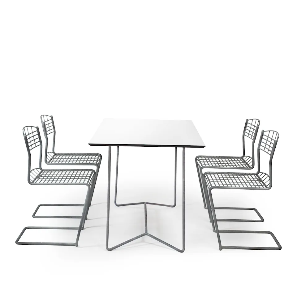 High Tech Matgrupp Bord 110 x 70 cm & 4 Stolar
