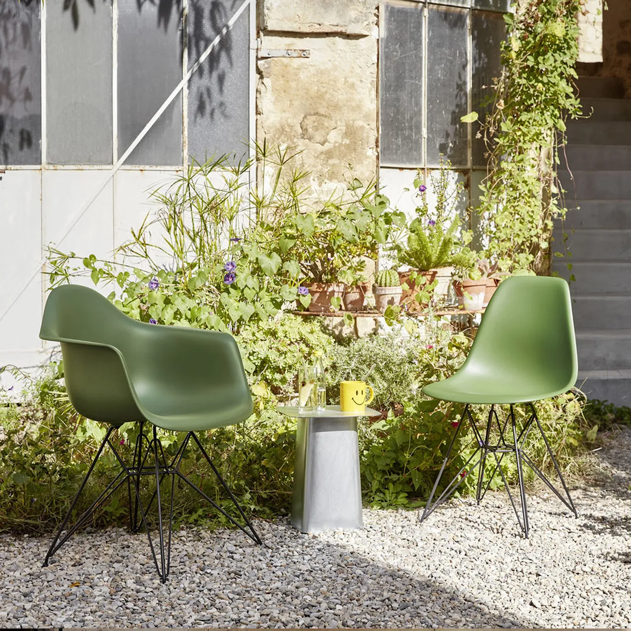 Eames Plastic Armchair DAR 43 Rusty Orange Chrome Base