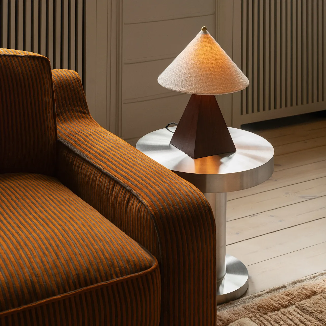 Pyramid bordslampa small
