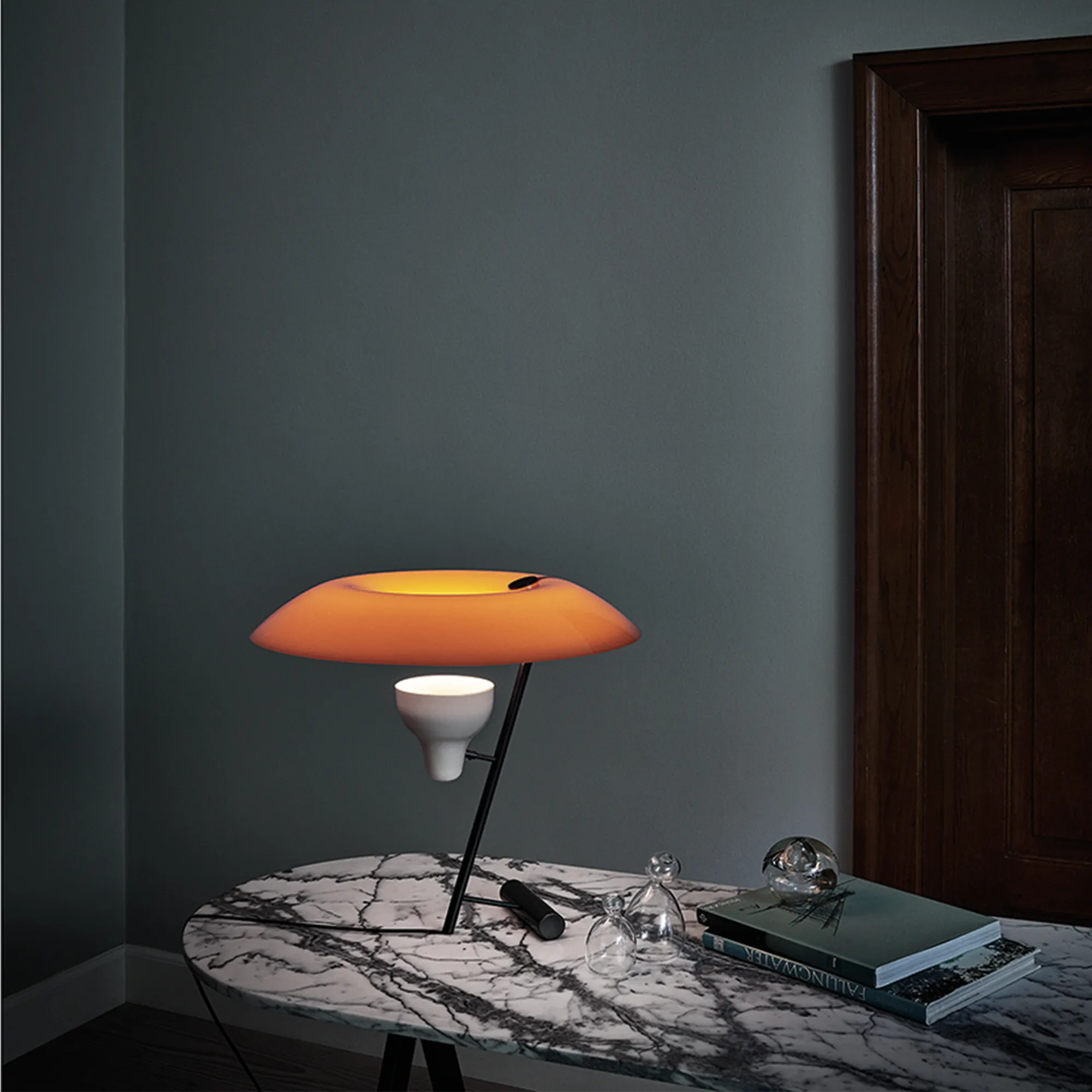 Model 548 table Dark - 2