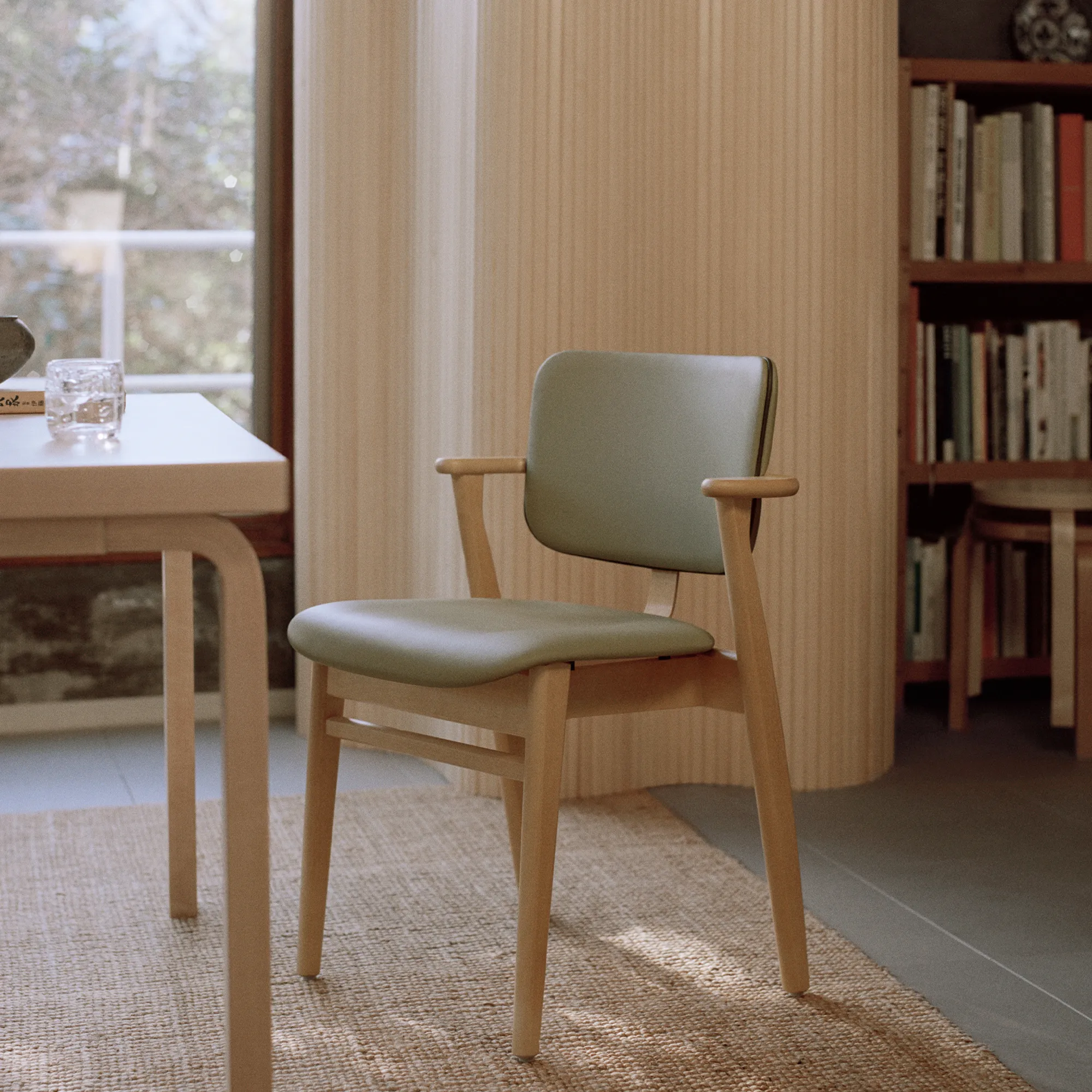 Domus stol helklädd - 3
