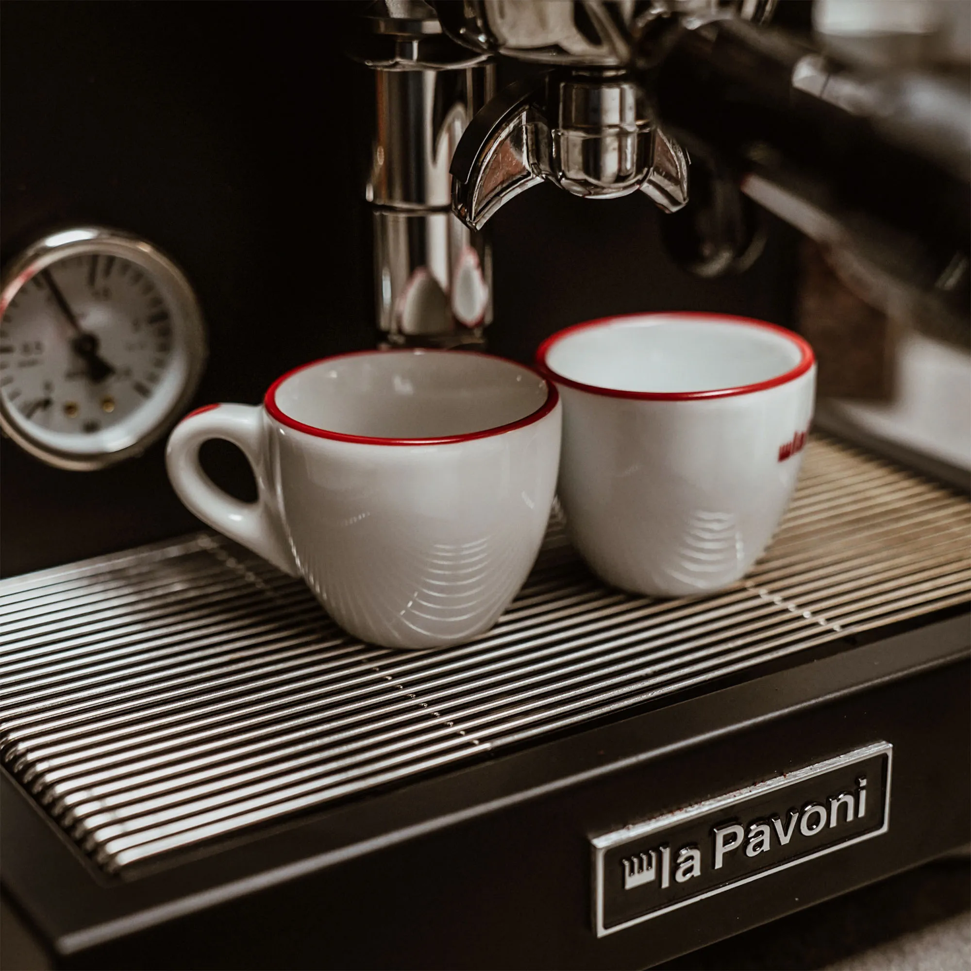Cellini Classic Nera semiprofessionell espressomaskin
