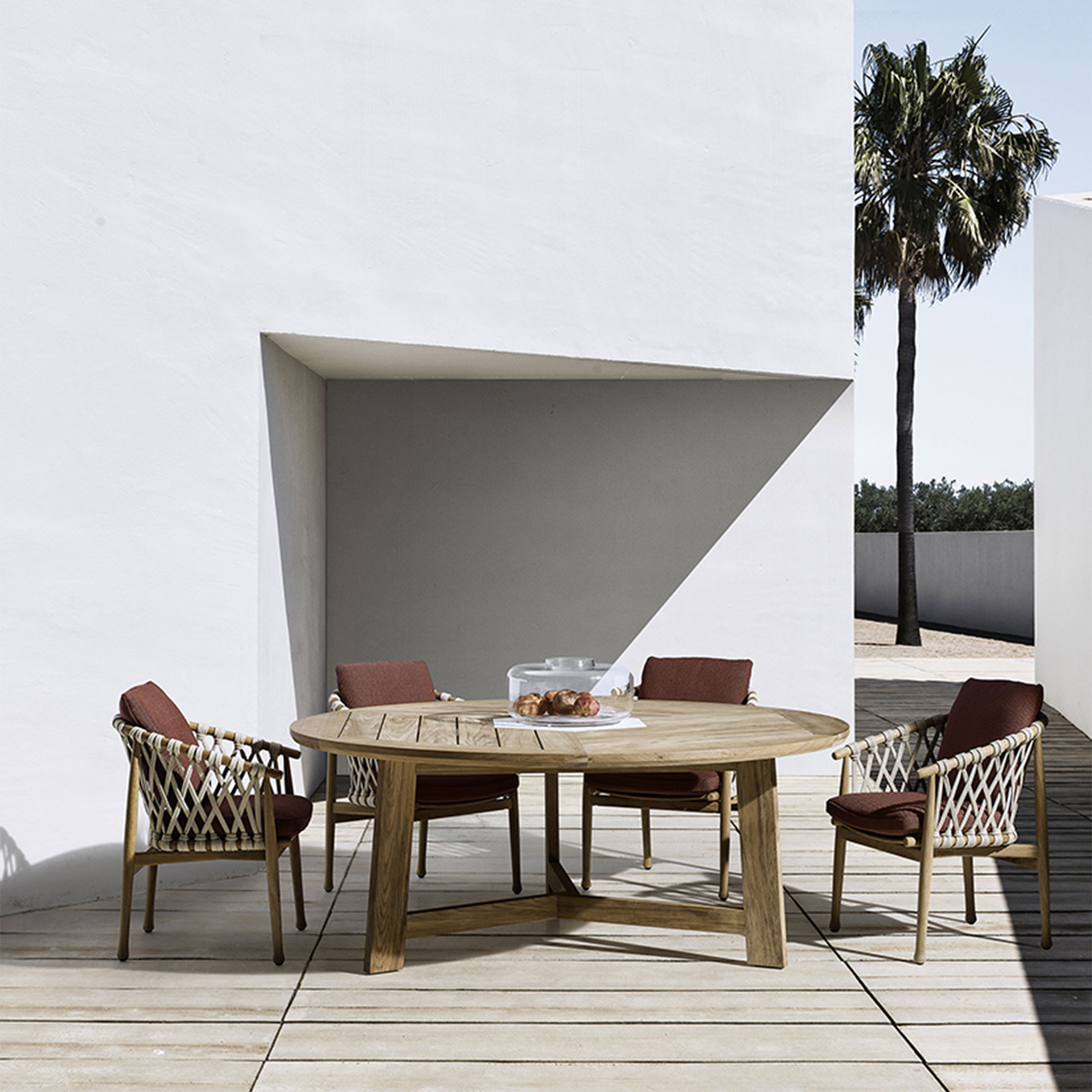 Köp Gio Outdoor Rectangular Table Från B&B Italia | Nordiska Galleriet