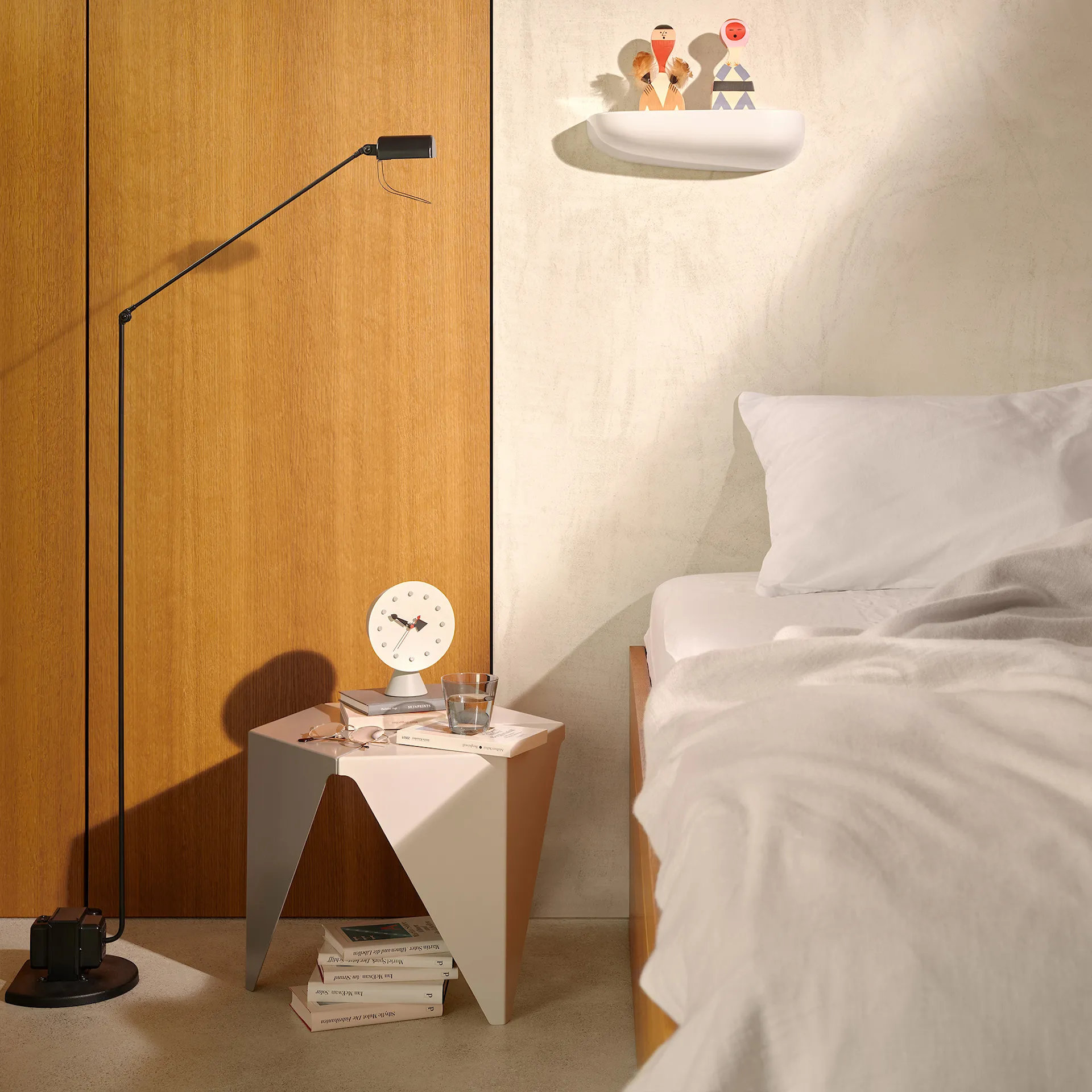 Cone Base Clock bordsklocka - Vitra - NO GA