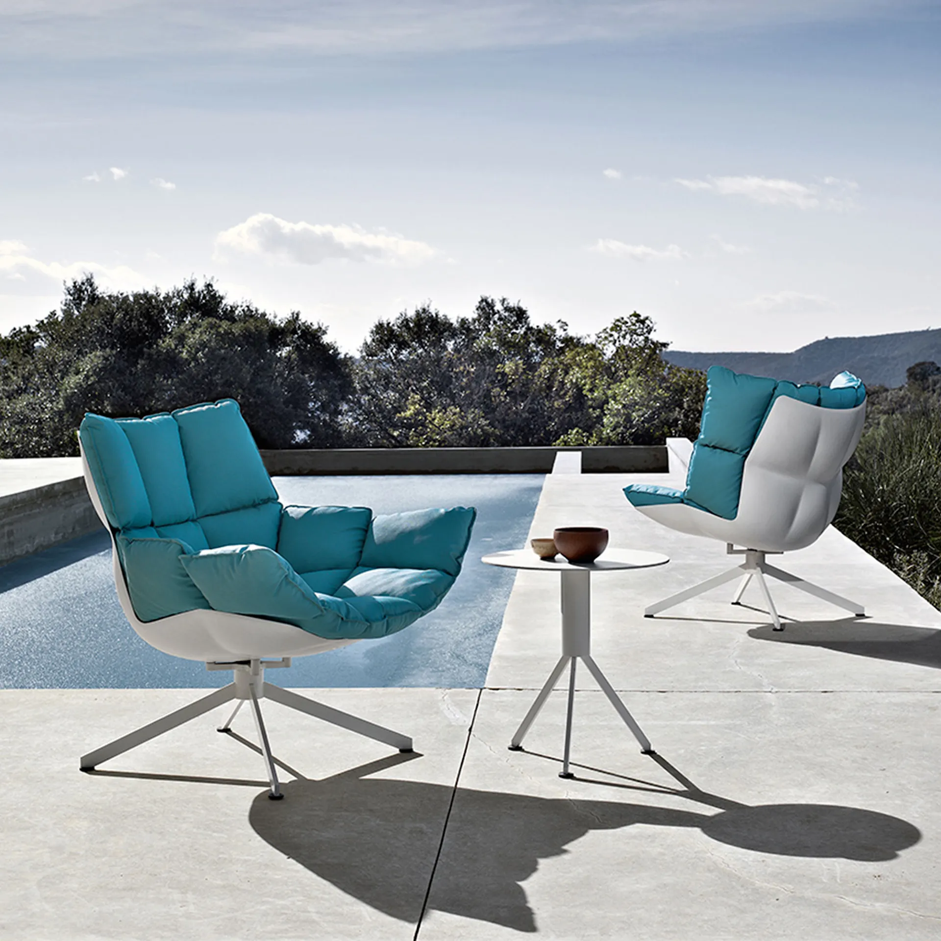 Husk Outdoor Armchair Snug Sides - B&B Italia - Patricia Urquiola - NO GA