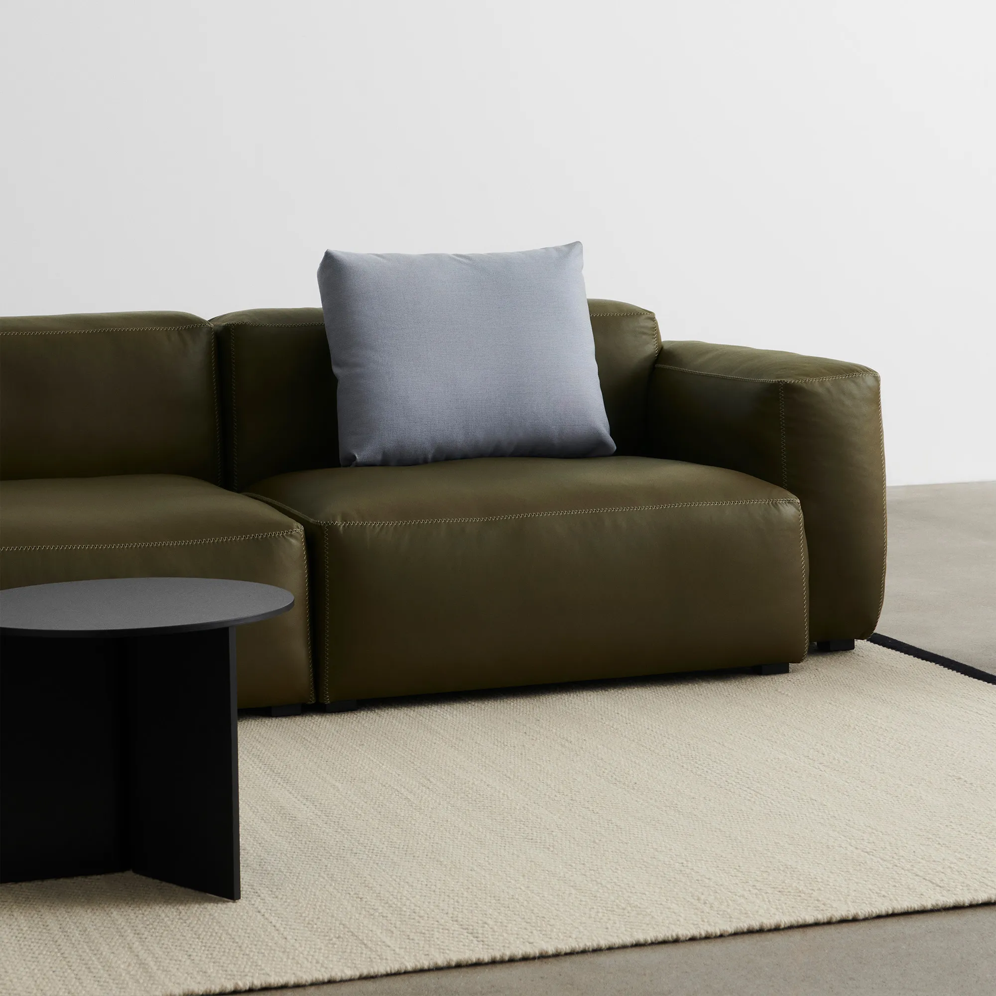 Slit soffbord Round High - 22