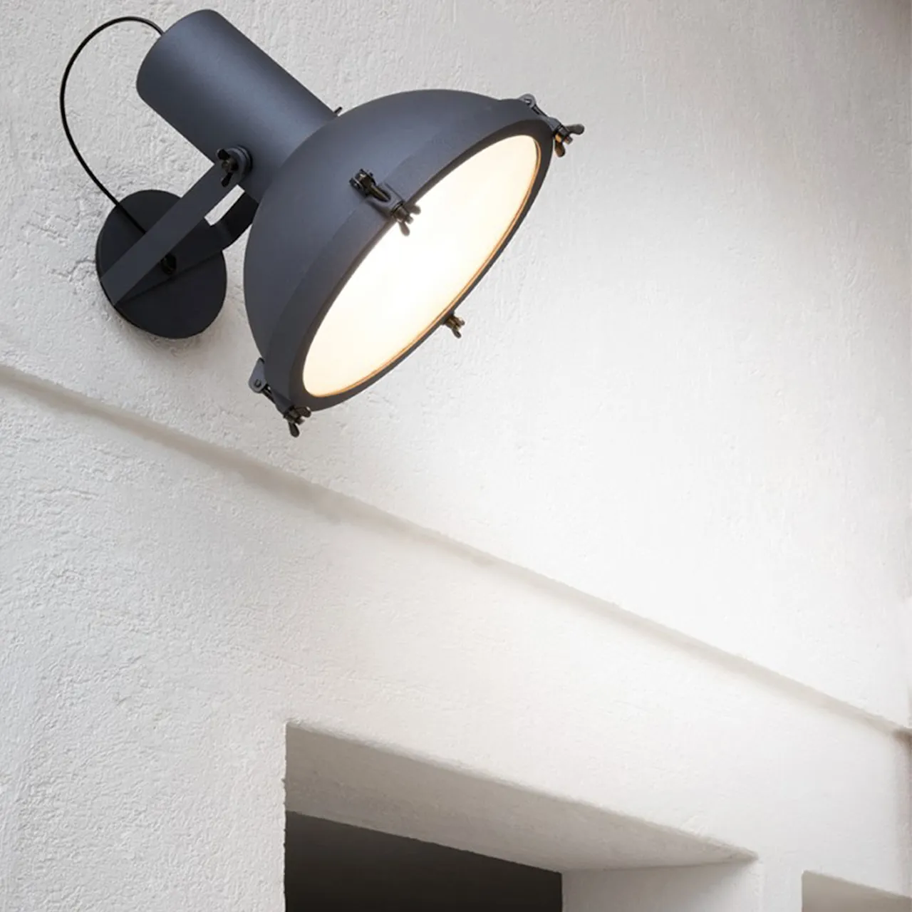 Projecteur 365 - Vägglampa