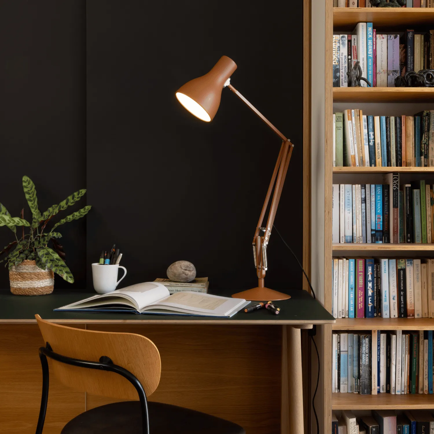 Type 75 Margaret Howell Desk Lamp - 2
