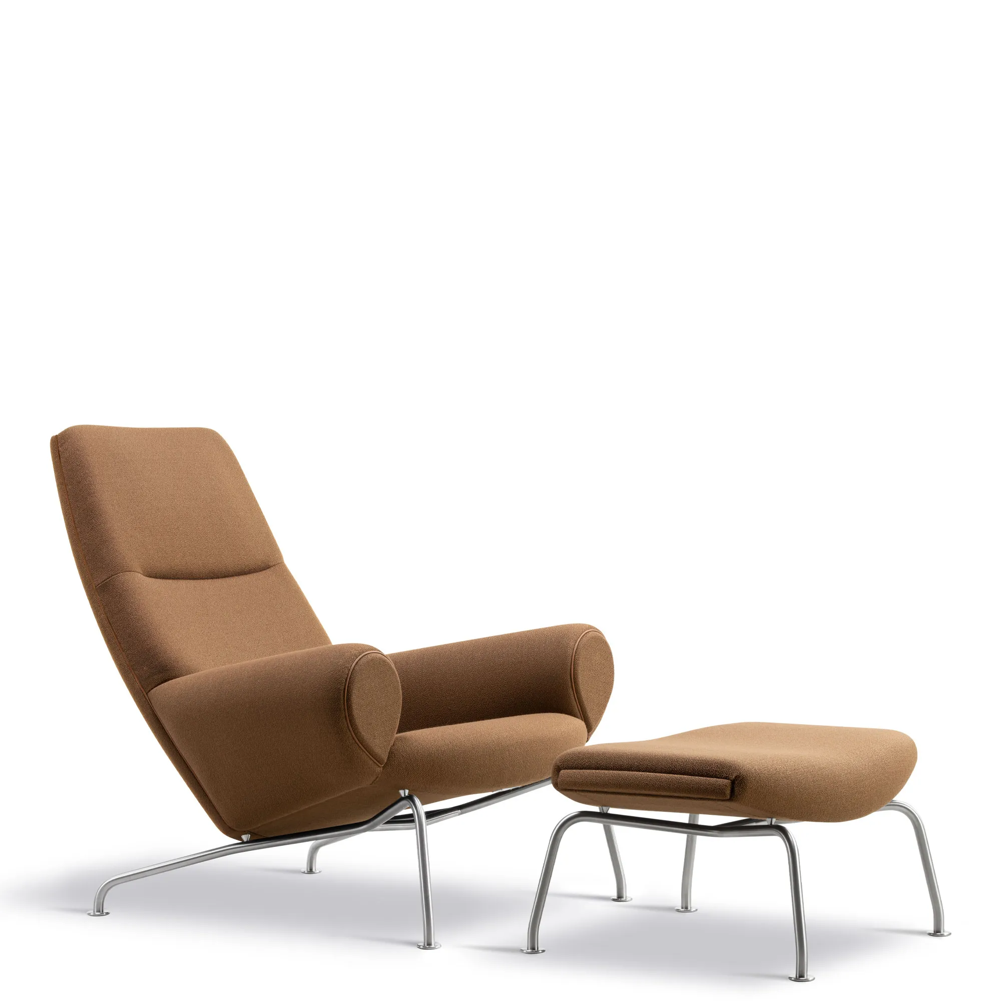 Wegner Queen fåtölj med fotpall - 1