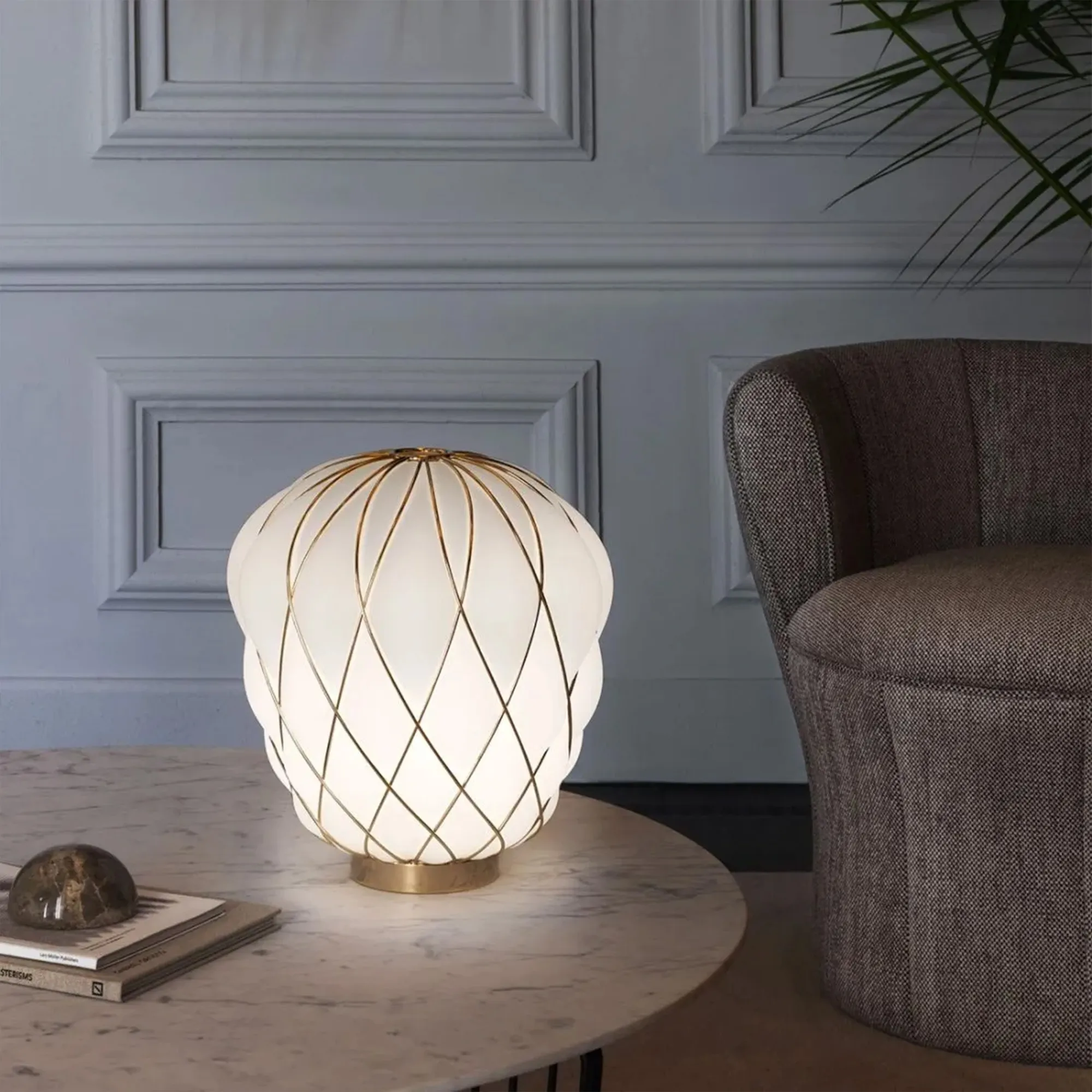 Pinecone - Bordslampa - 2