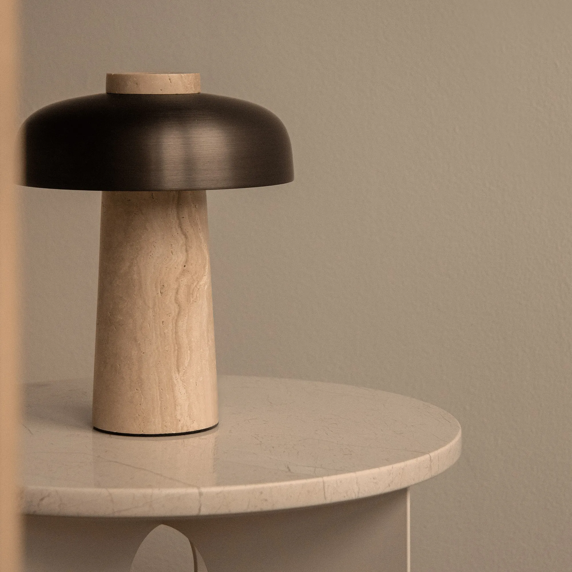 Reverse portabel bordslampa - 3