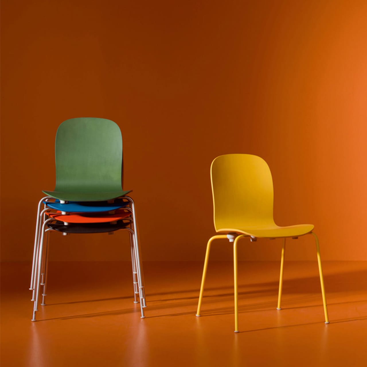 Tate Color Chair