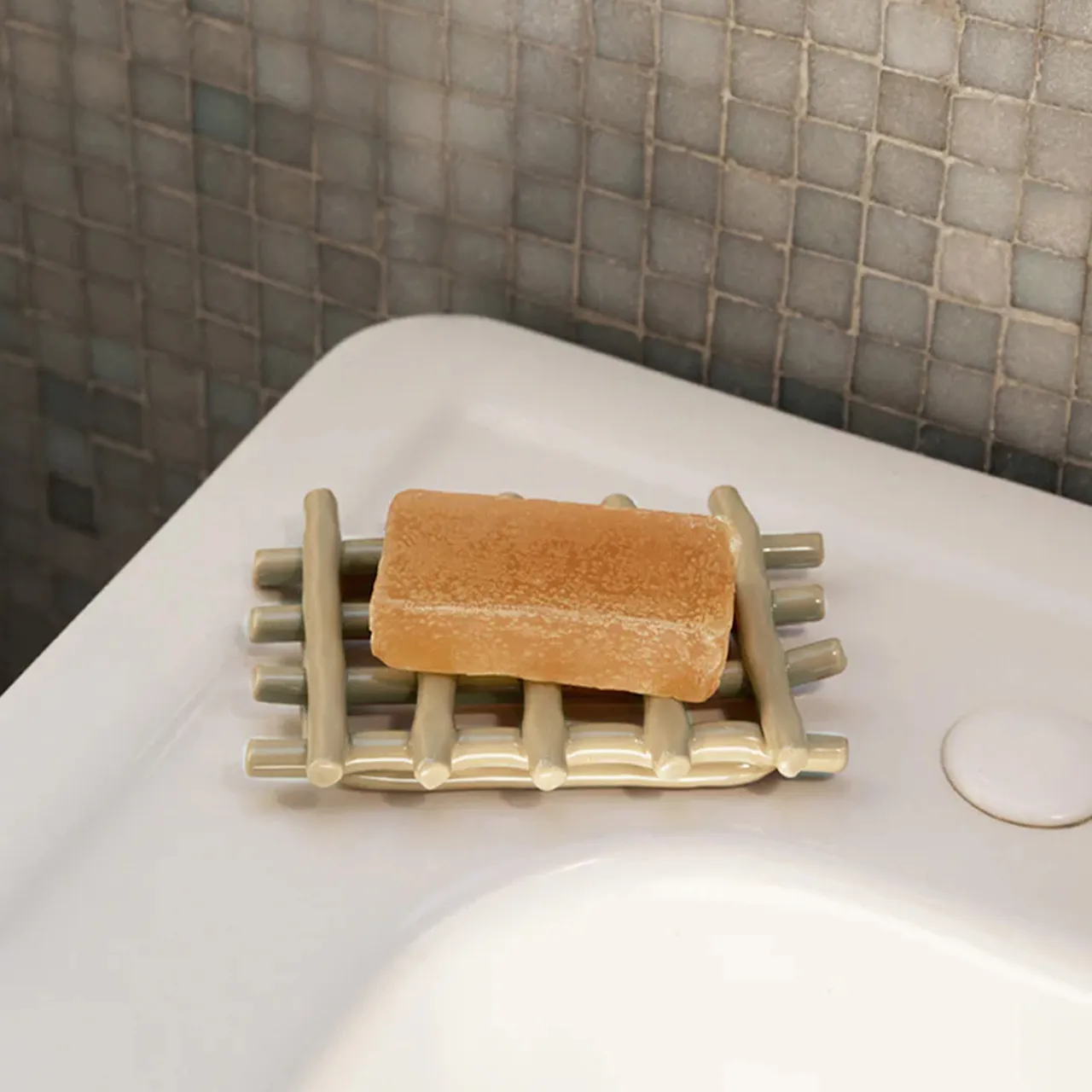 Ceramic tvålfat