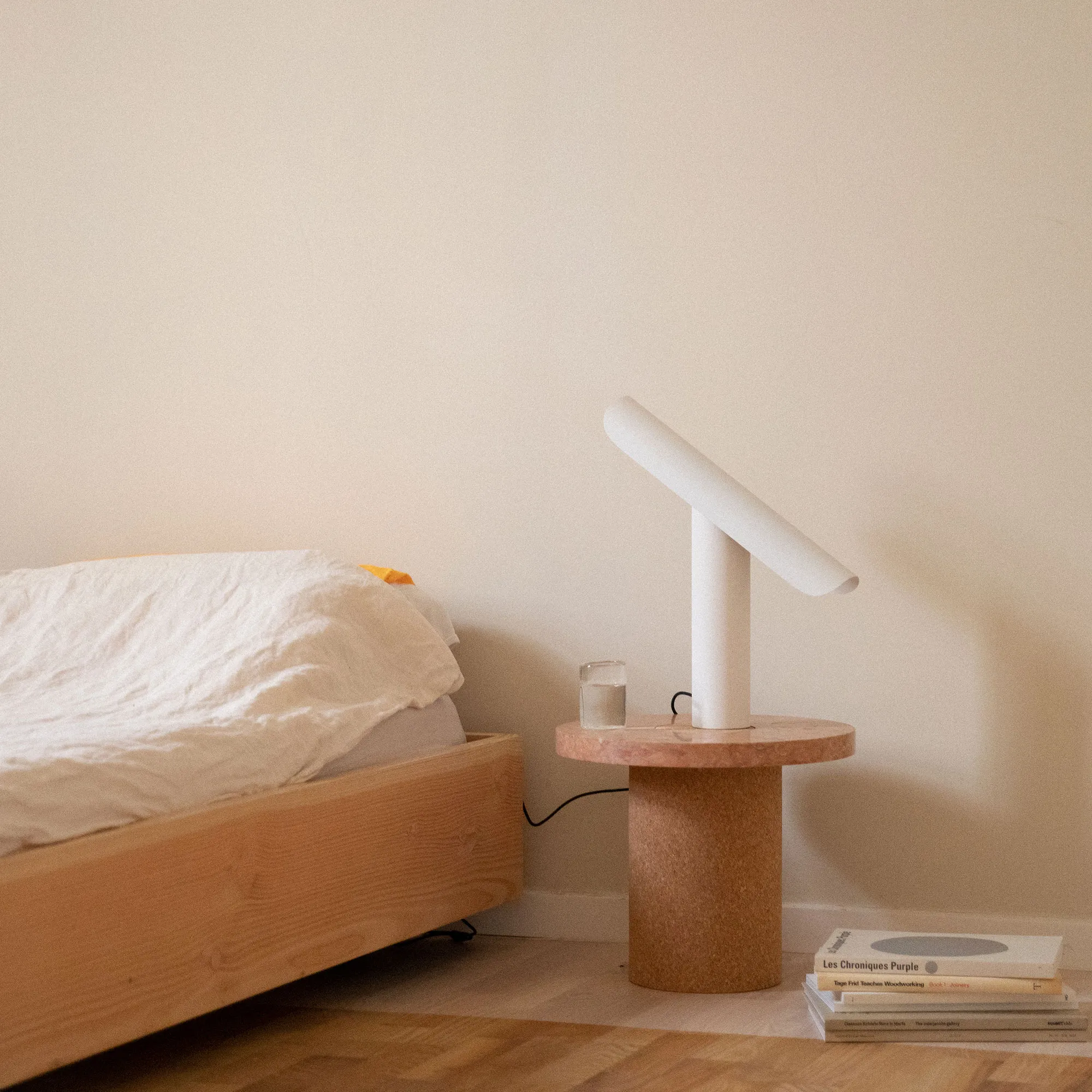 T-Lamp bordslampa - 12