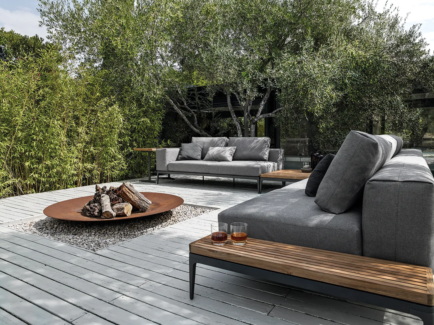 Grid Lounge Ottoman - 2