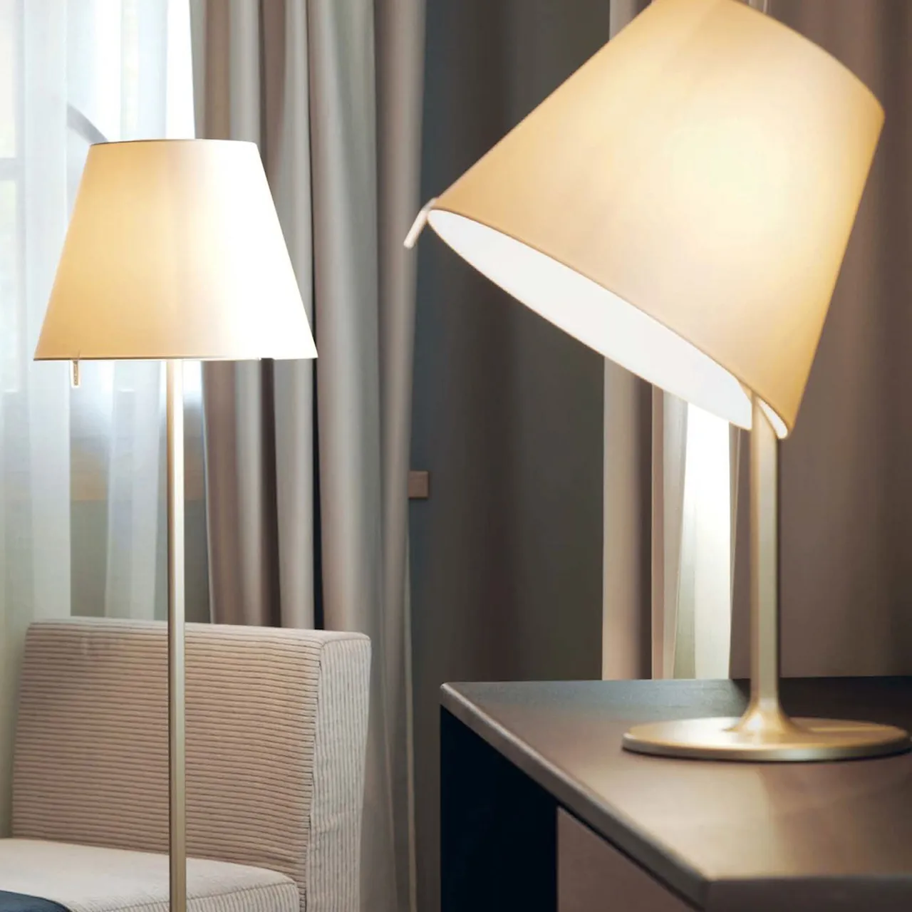 Melampo Notte bordslampa