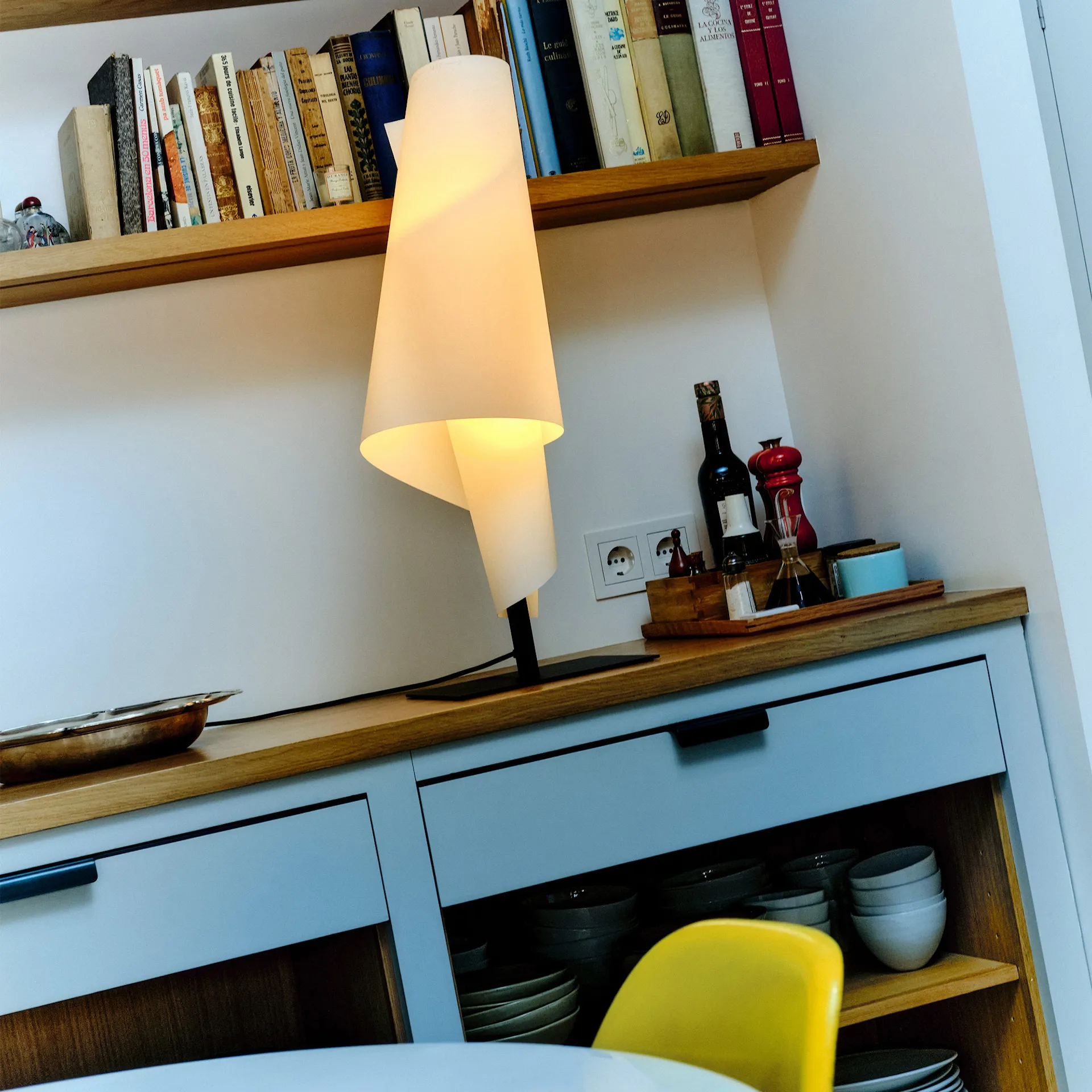 Talla 3 Table Lamp - Parachilna - NO GA