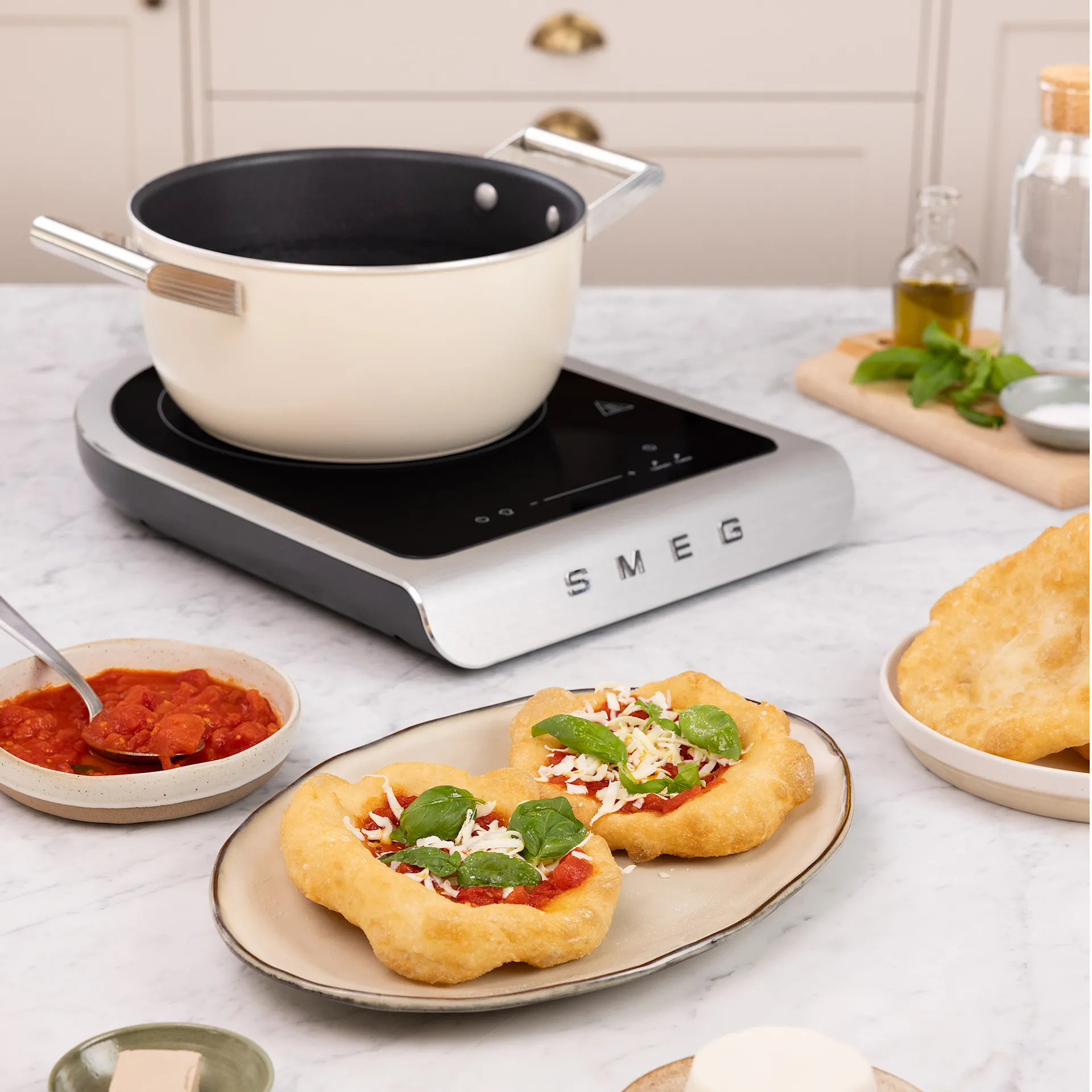 Portable induction cooker - Smeg - NO GA