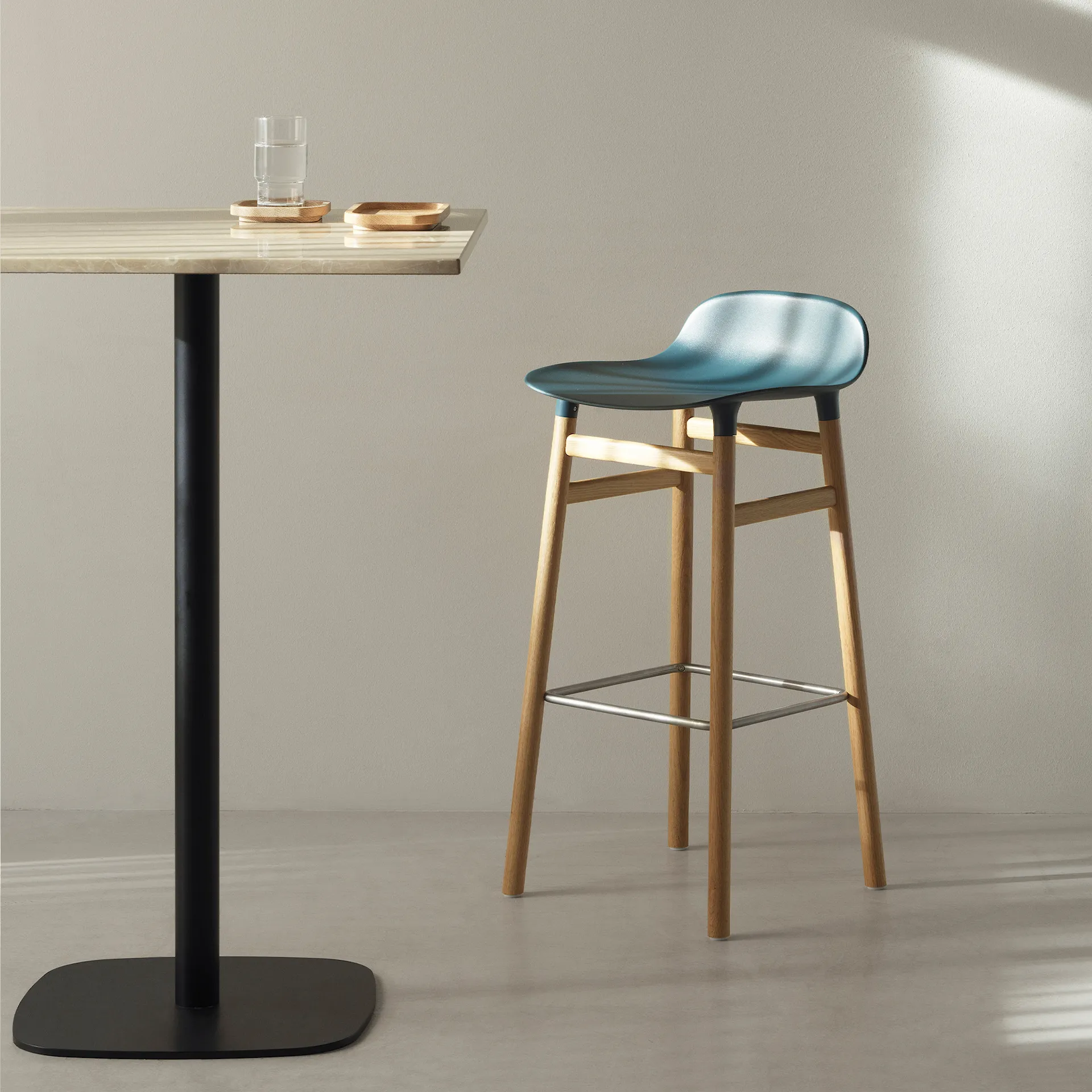 Form Barstool 65 cm Black Oak - Normann Copenhagen - NO GA