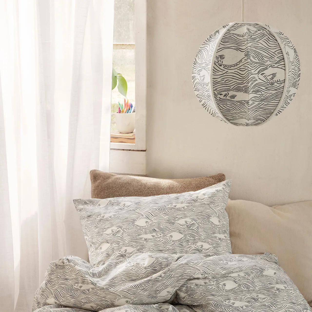 Embroided Textile lampskärm