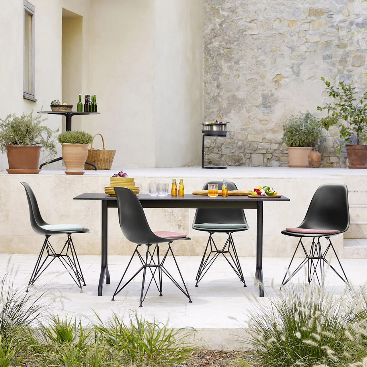 Eames Plastic Chair DSR - 48 Forest - White Base