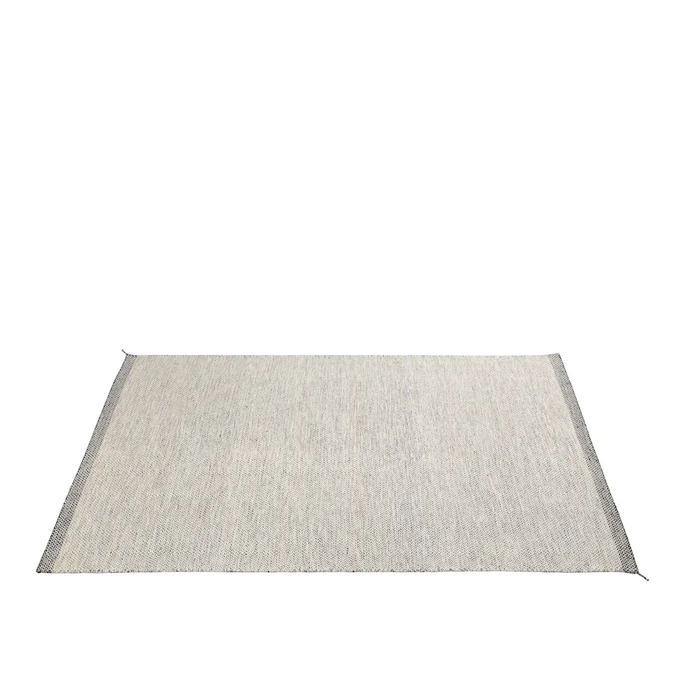 Ply rug off white