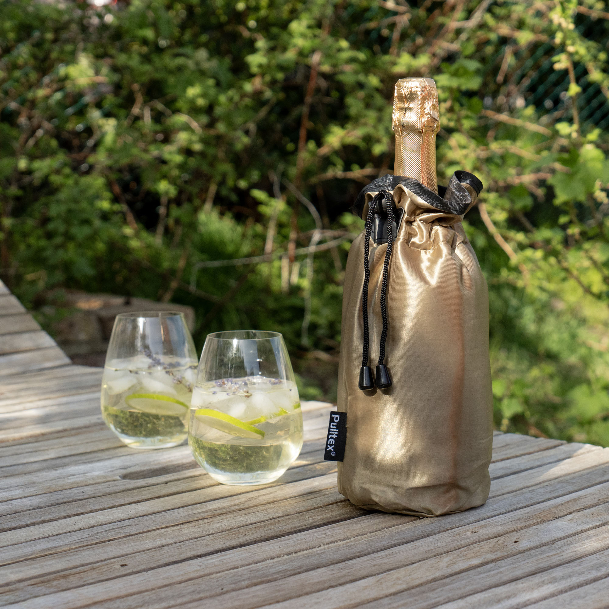 Manhattan stainless steel ice bucket and tongs set by Helle Damkjær in silver - Georg Jensen
