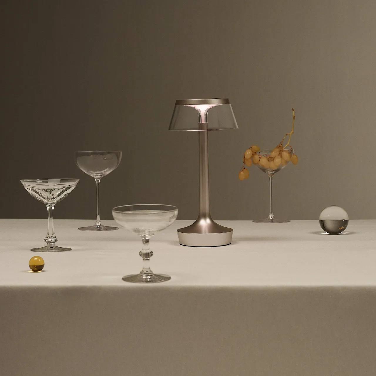 Bon jour unplugged portabel lampa