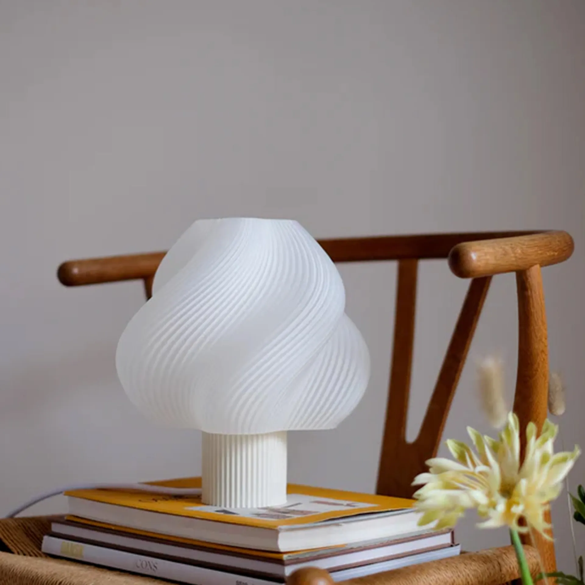 Soft Serve Table Lamp Regular - Vanilla Bean - Crème Atelier - NO GA