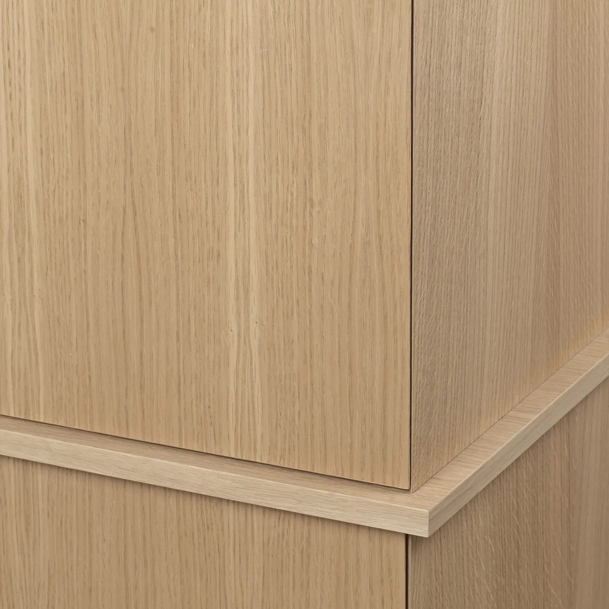 Stilt Double sideboard