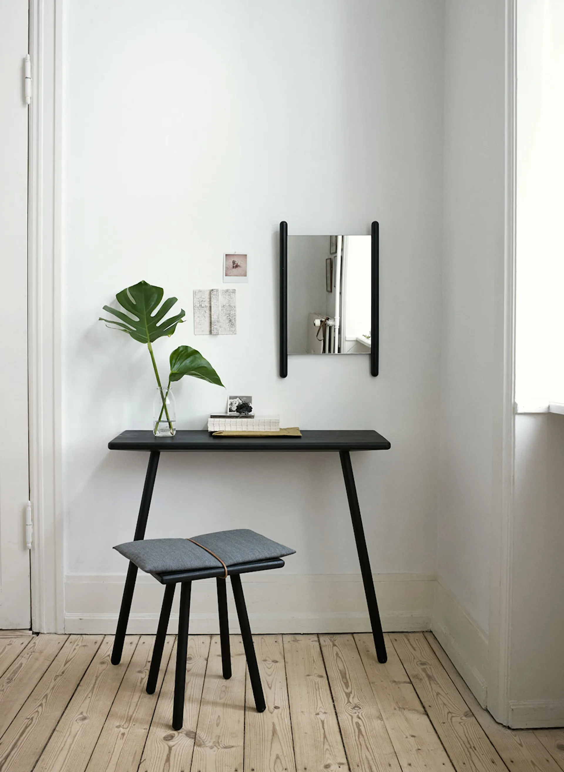 Georg Console Table - Fritz Hansen - NO GA