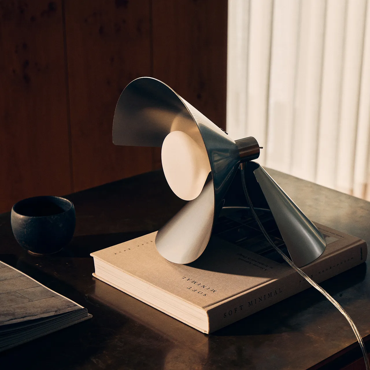 Peel Bordslampa