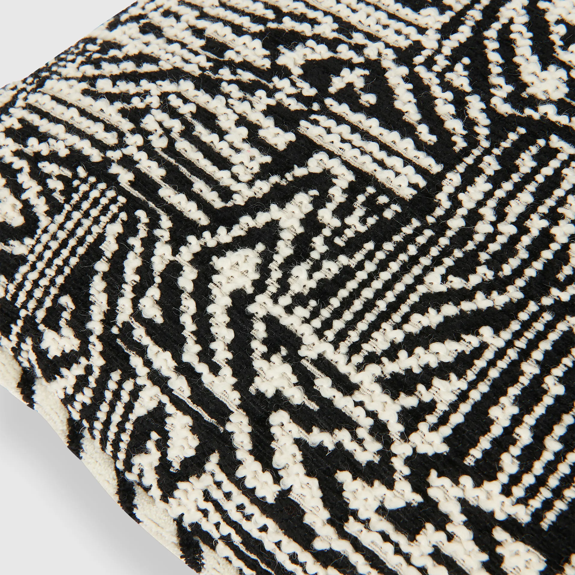 Noise 601 Cushion 30x60 - Missoni Home - NO GA