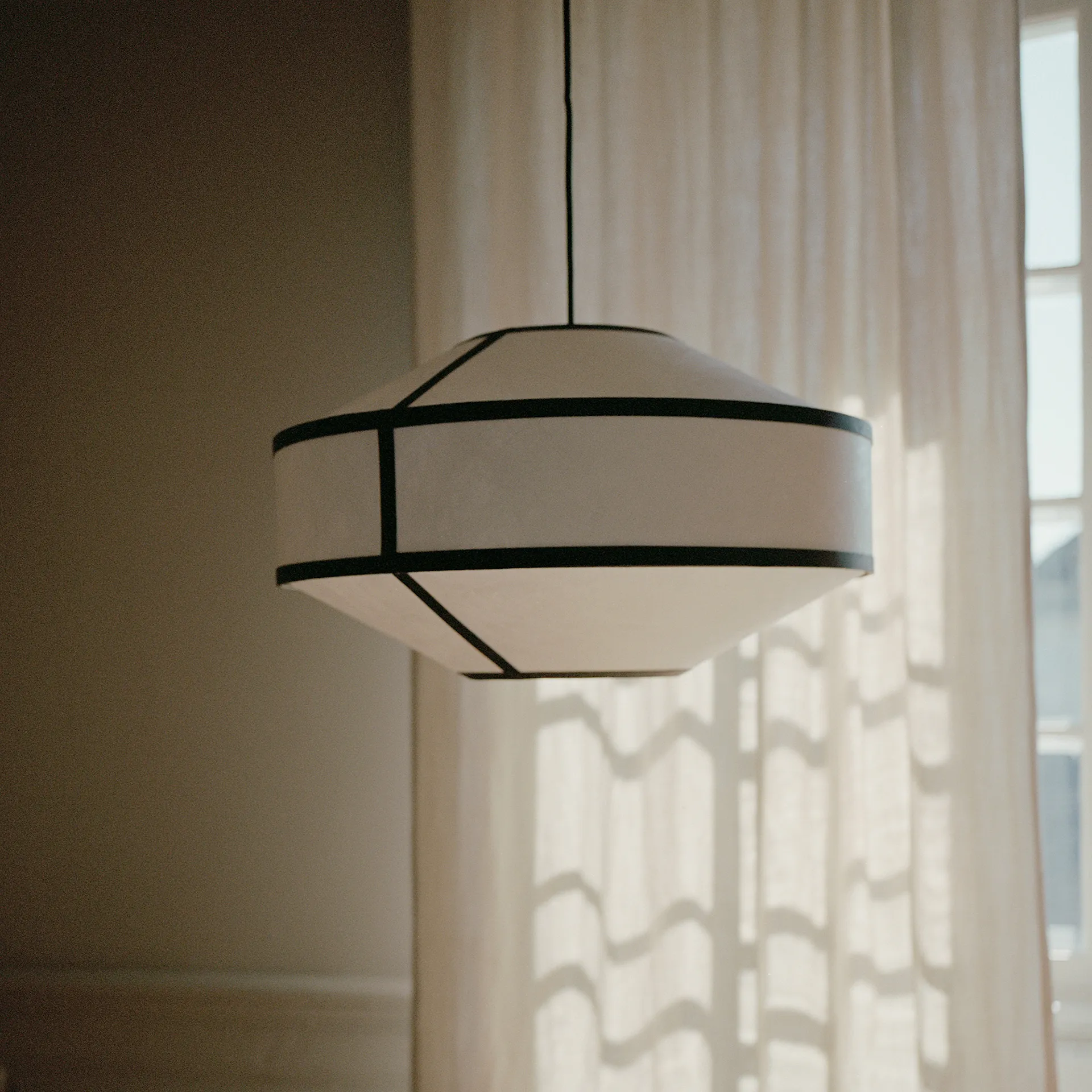 Kite Pendant Lamp Ø55 cm - New Works - NO GA