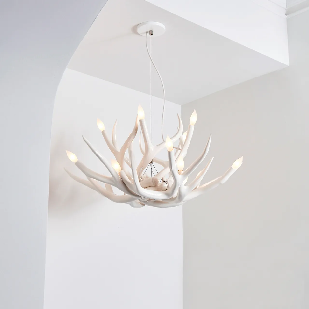 Superordinate Chandelier 10 Antlers