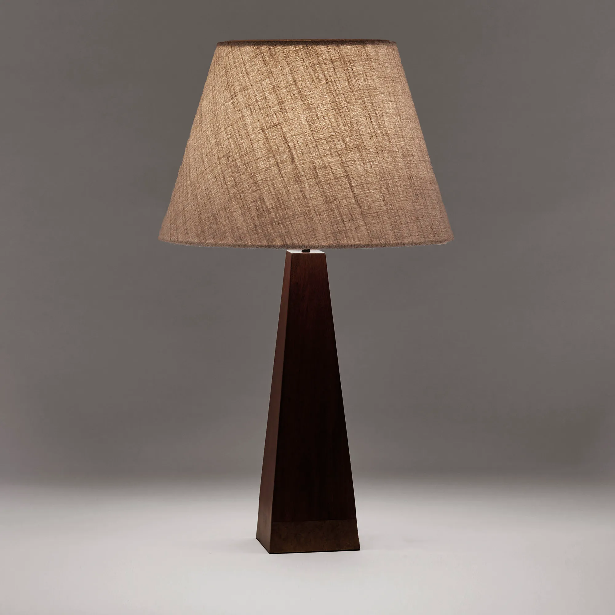 Pyramid bordslampa - 7