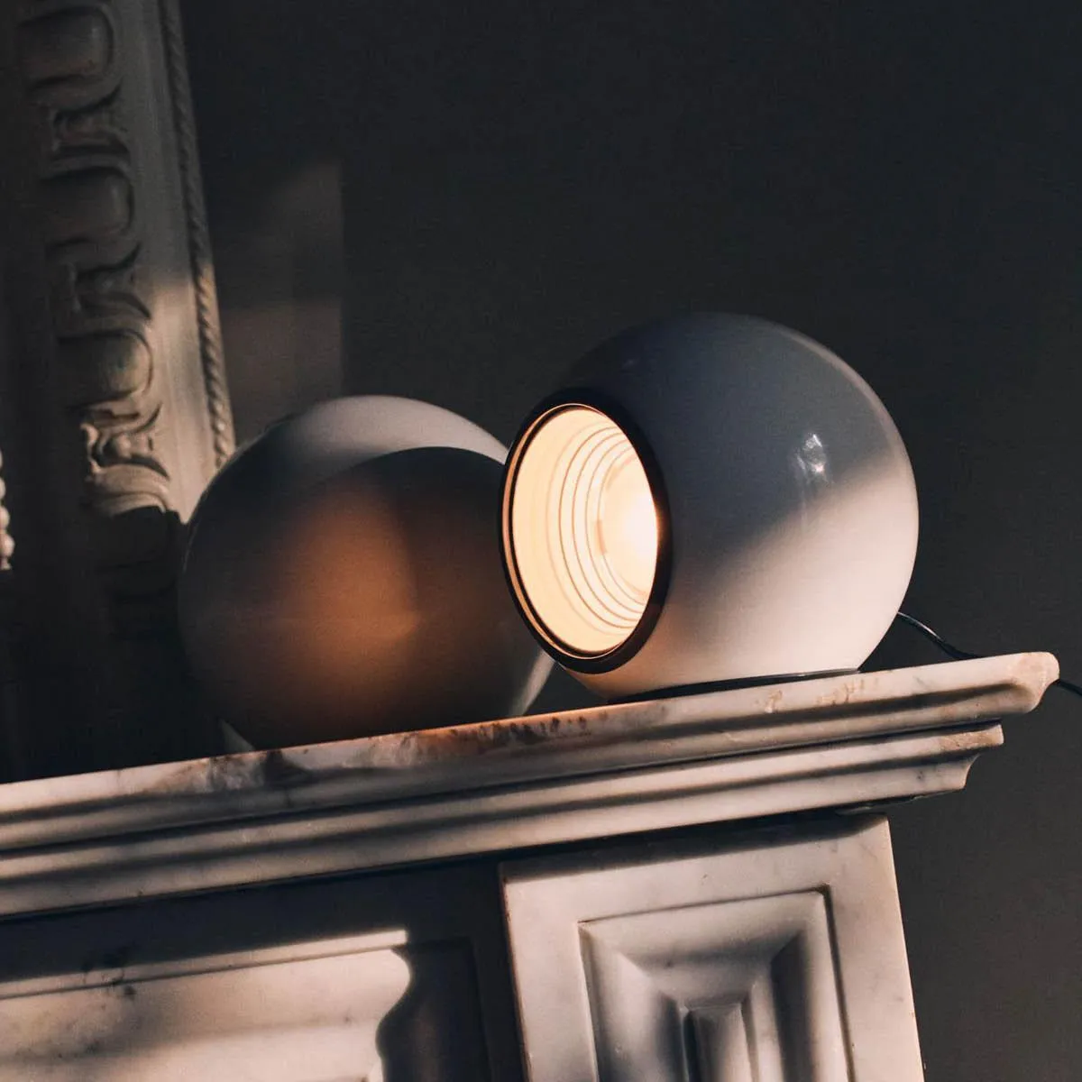 Gravitino541 2700K bordslampa - 2