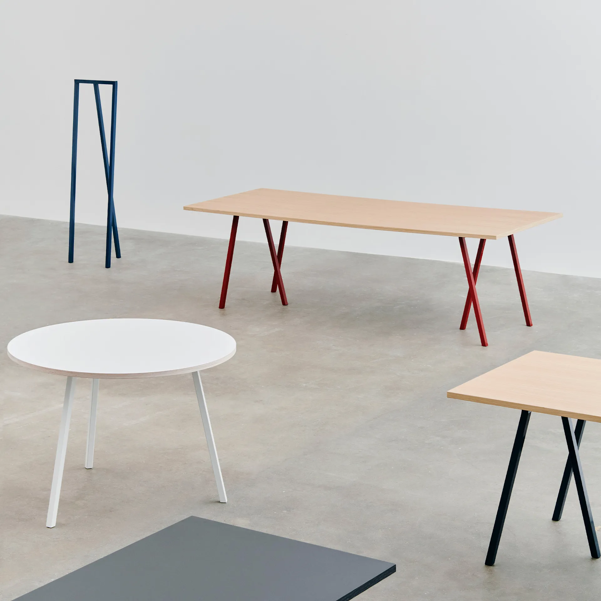 Loop Stand bord med förstärkningsskiva 160 cm - HAY - NO GA