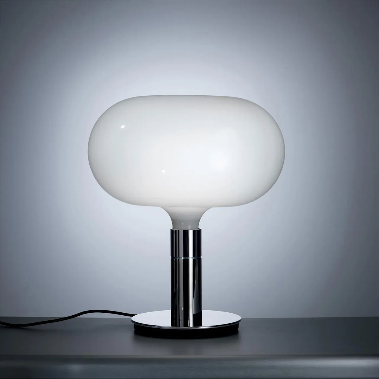 Am1n Table Lamp