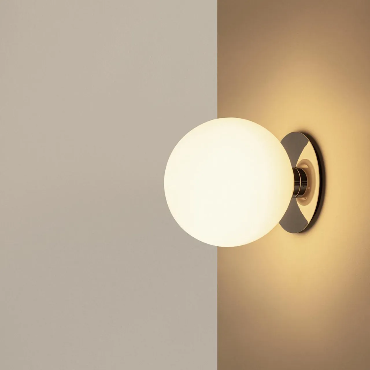 TR Bulb taklampa/vägglampa